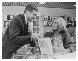 Larry Hagman, Joan Van Ark, Knots Landing